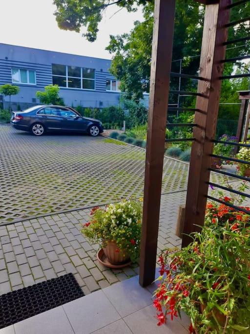 Urocze Mieszkanie 1 Z Parkingiem Katowice Exterior photo